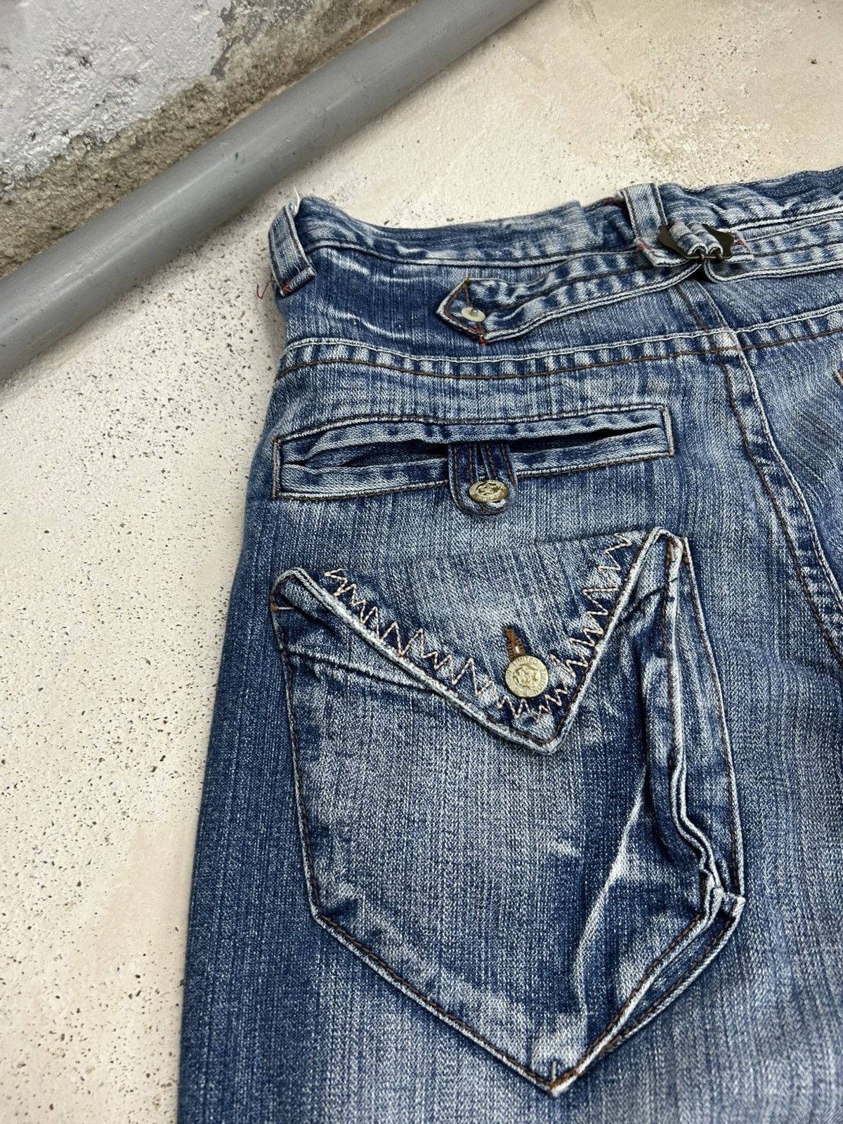 Raw United Edition Japan Washed Buckle Handkerchief Pocket