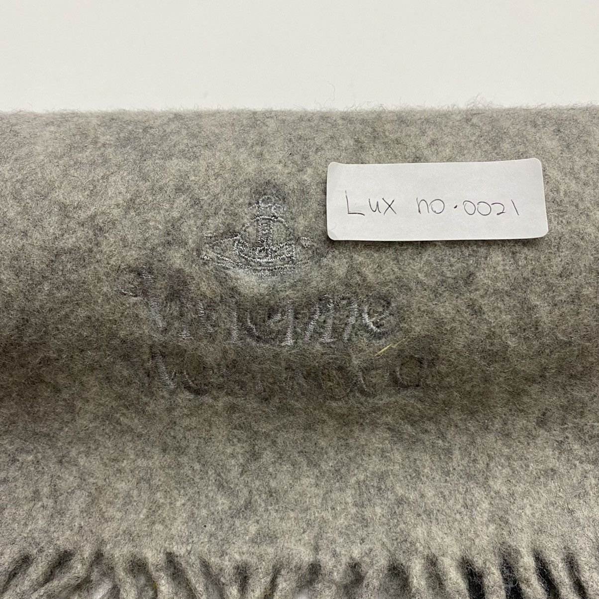 Vivienne Westwood VIVIENNE WESTWOOD SCARF MUFFLER LUX021 Size ONE SIZE - 9 Thumbnail