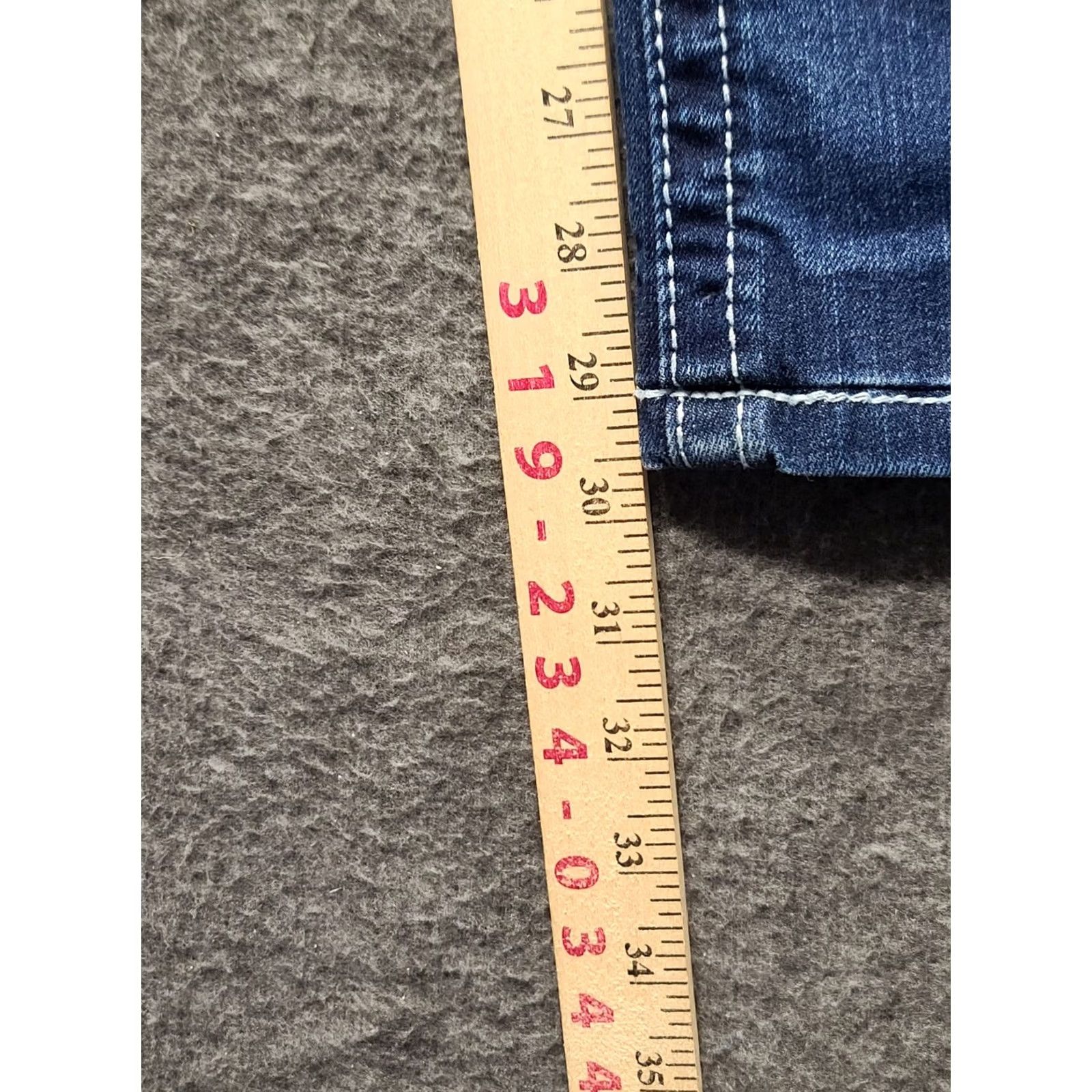 Ariat Ariat REAL Denim Jeans Womens 31 Regular Bootcut Stretch Distressed Blue 5-Pocket Inseam 30in Cowboy Horse Rodeo Model Size 24" / US 00 / IT 34 - 5 Thumbnail