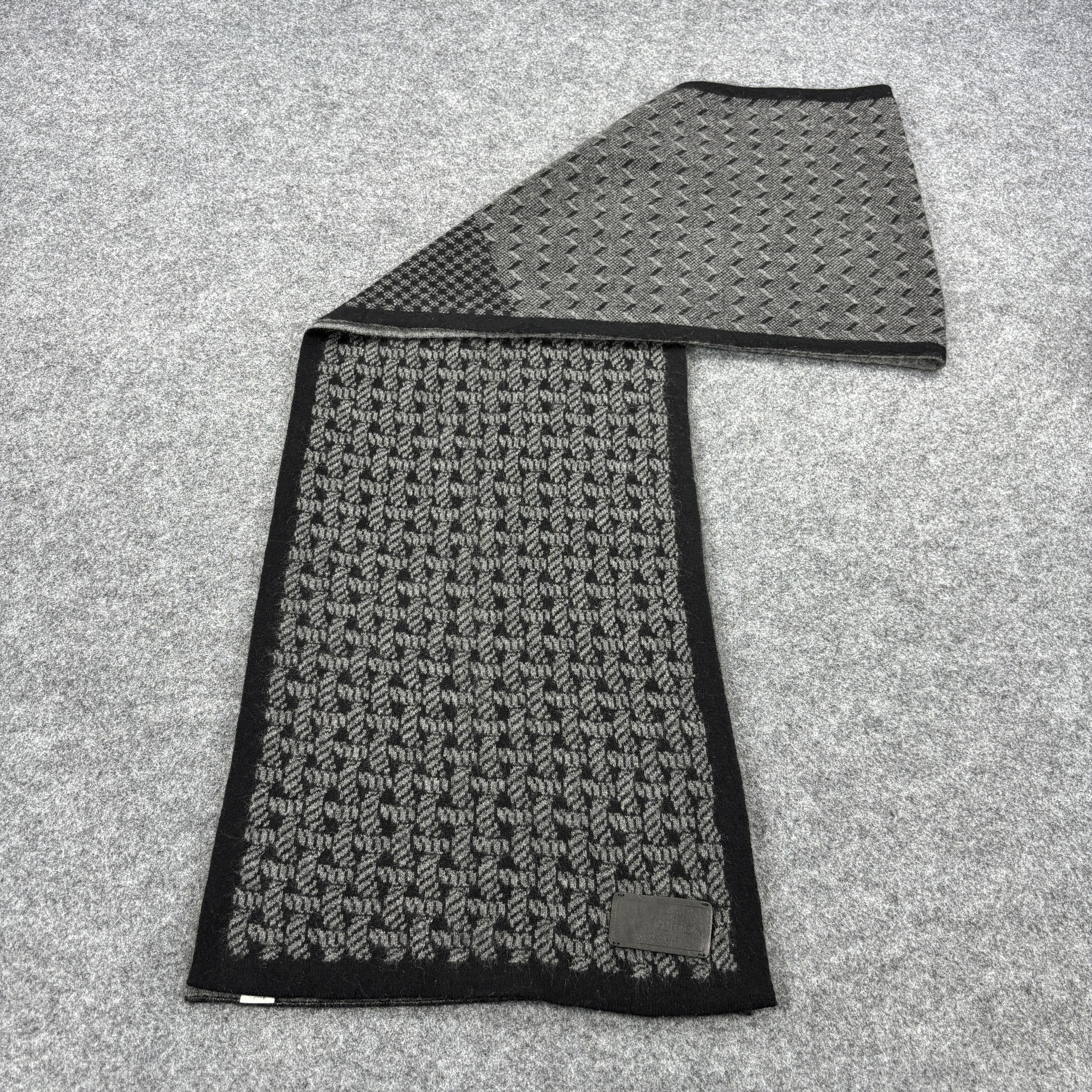 Louis Vuitton × Vintage GF10727 Louis Vuitton Scarf Neck Wear Muffler Nova Check Size ONE SIZE - 10 Thumbnail