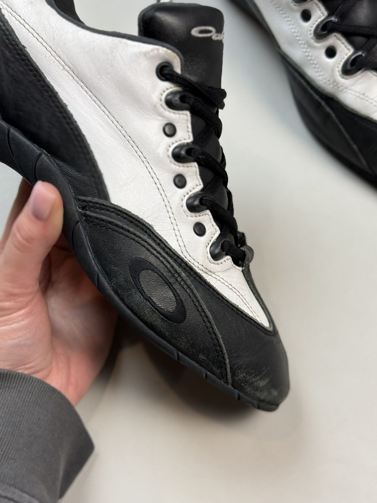 Oakley Archive 00s Oakley Leather Low Top Racing Sneakers Shoes Size US 8.5 / IT 38.5 - 7 Thumbnail