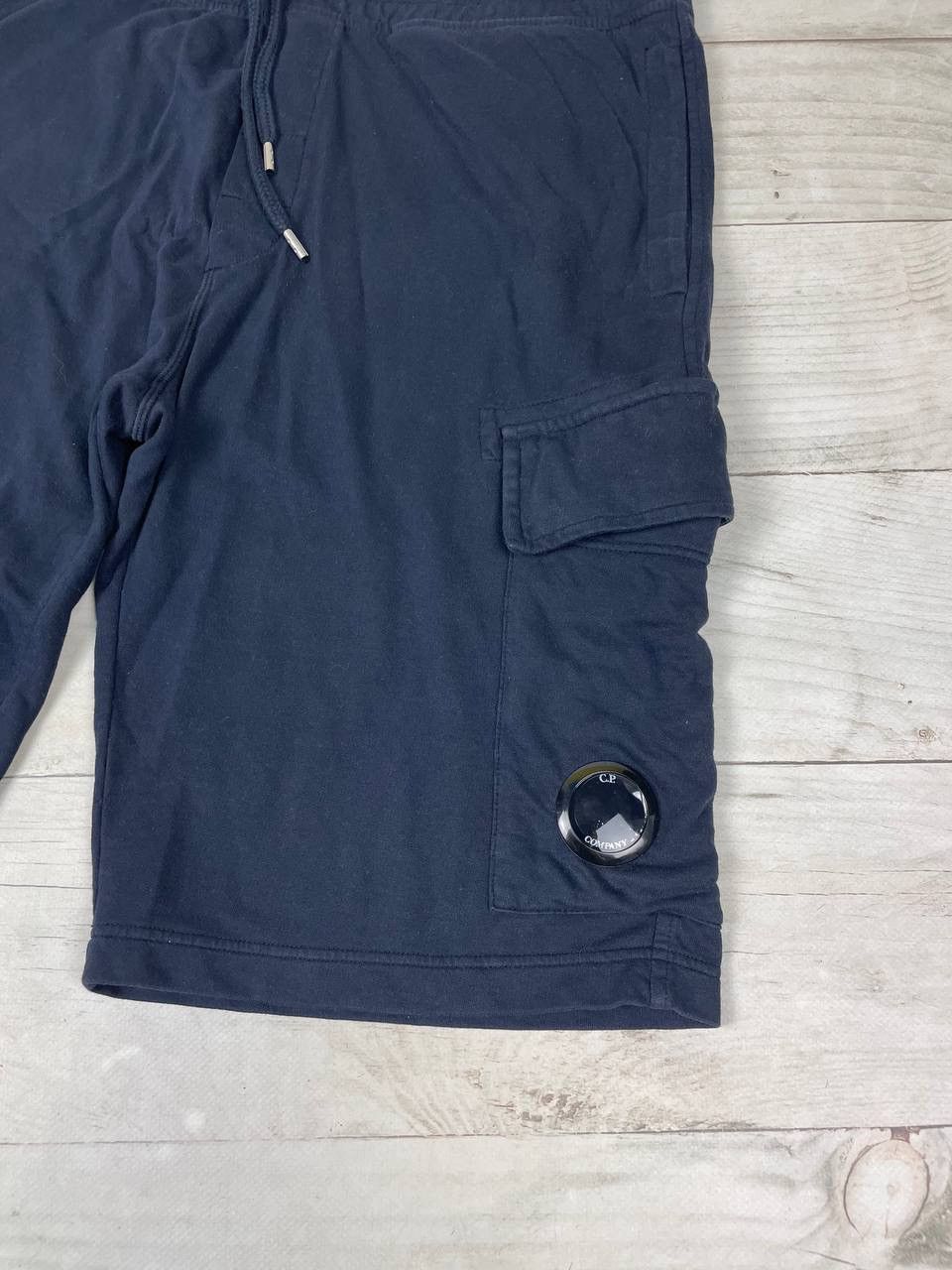 C.P. Company Cp Company Light Fleece Cargo Shorts Size US 34 / EU 50 - 4 Thumbnail