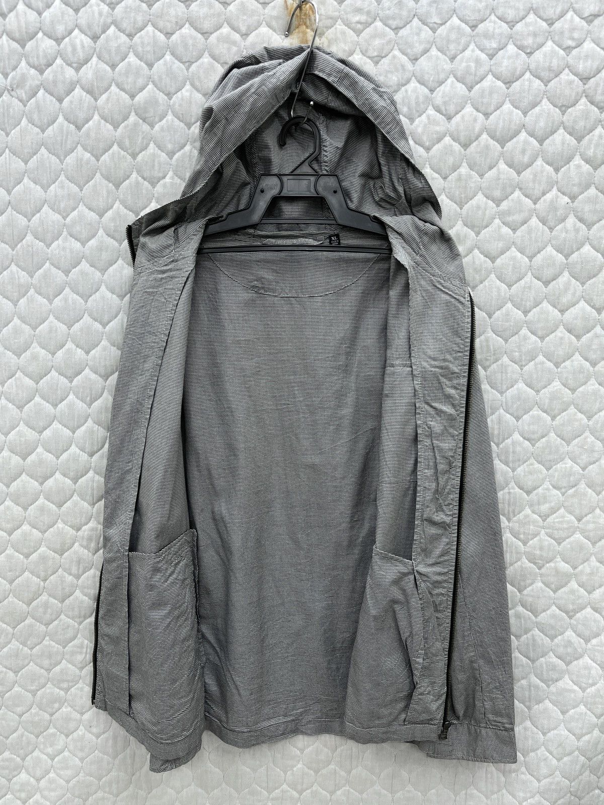 Uniqlo 🔥🔥🔥ARCHIVE UNIQLO HOODIE LIGHT JACKET Size US L / EU 52-54 / 3 - 7 Thumbnail