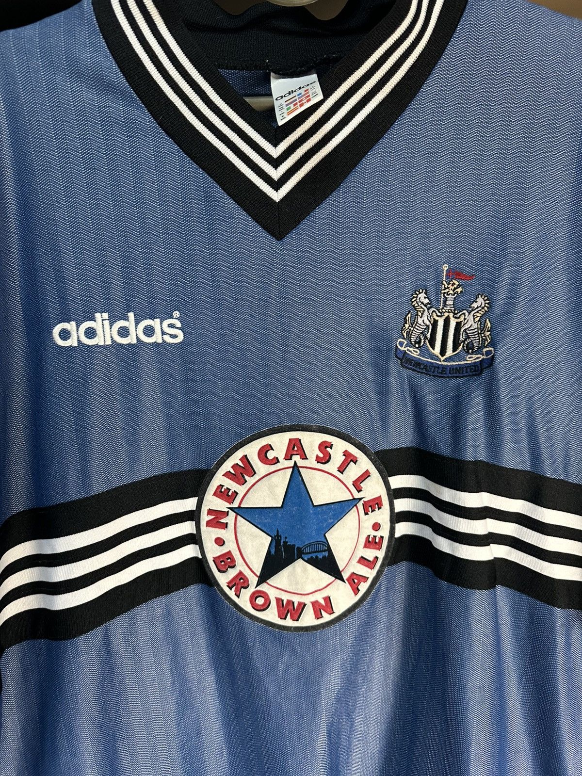 Adidas Newcastle Away football shirt 1996 Soccer Tee y2k Size US XL / EU 56 / 4 - 5 Thumbnail