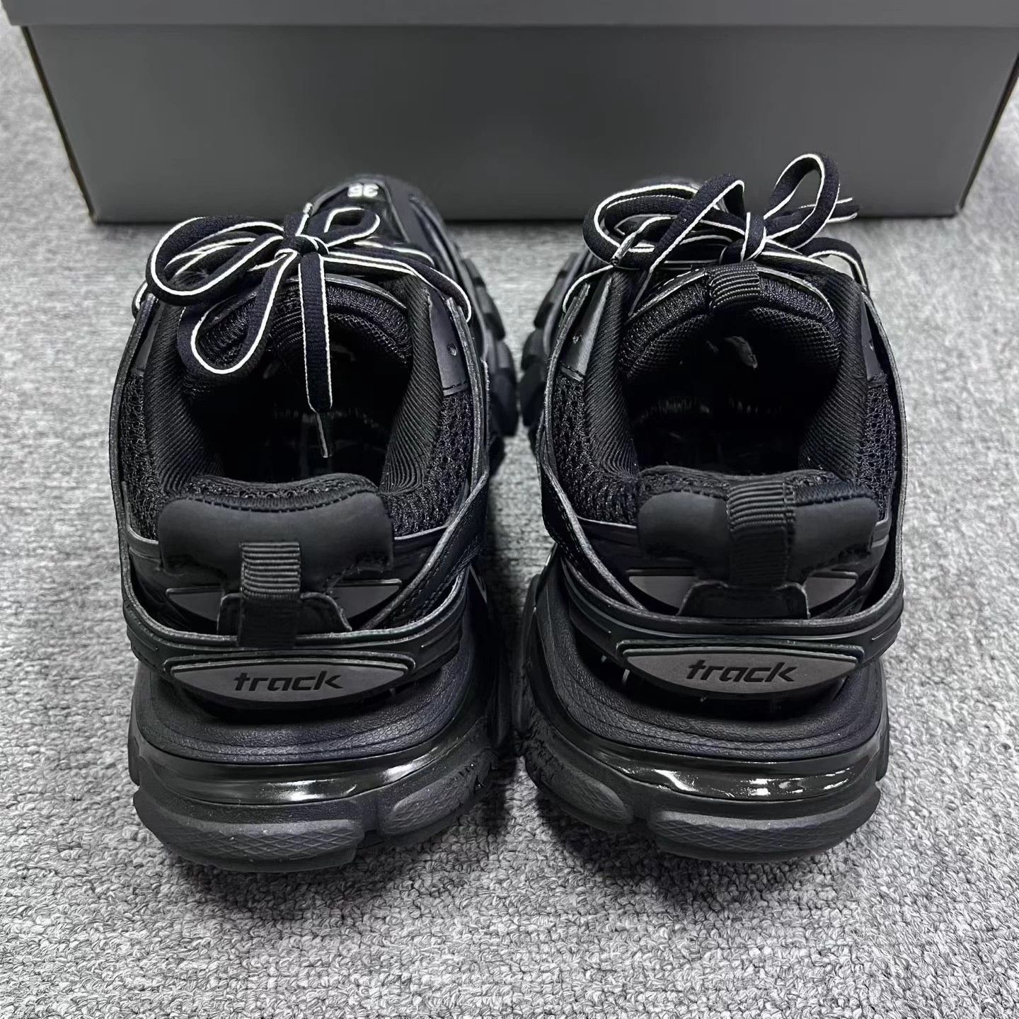 Balenciaga Balenciaga Track laced pendant low-top dad shoes blk Size US 4 / IT 34 - 4 Thumbnail