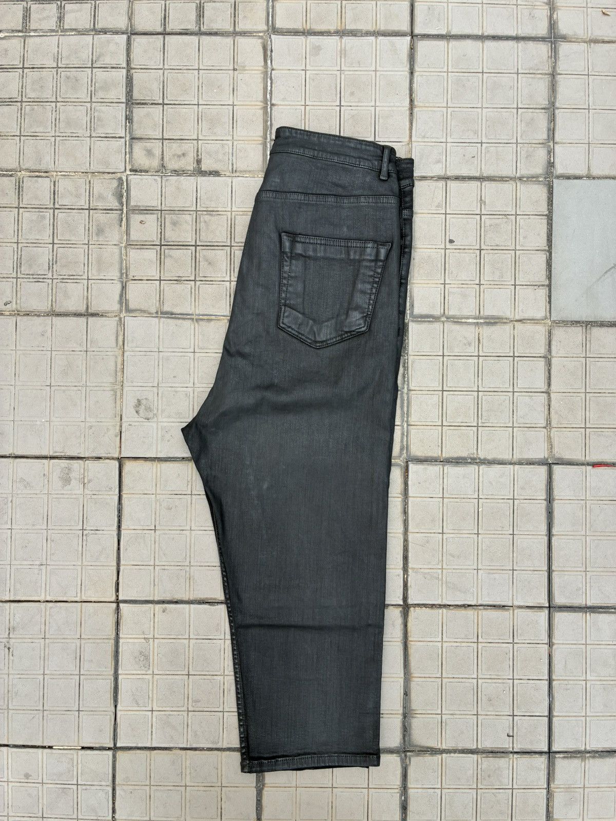 Rick Owens Rick Owens DRKSHDW Collapse Cut Waxed Jeans Size US 30 / EU 46 - 12 Thumbnail