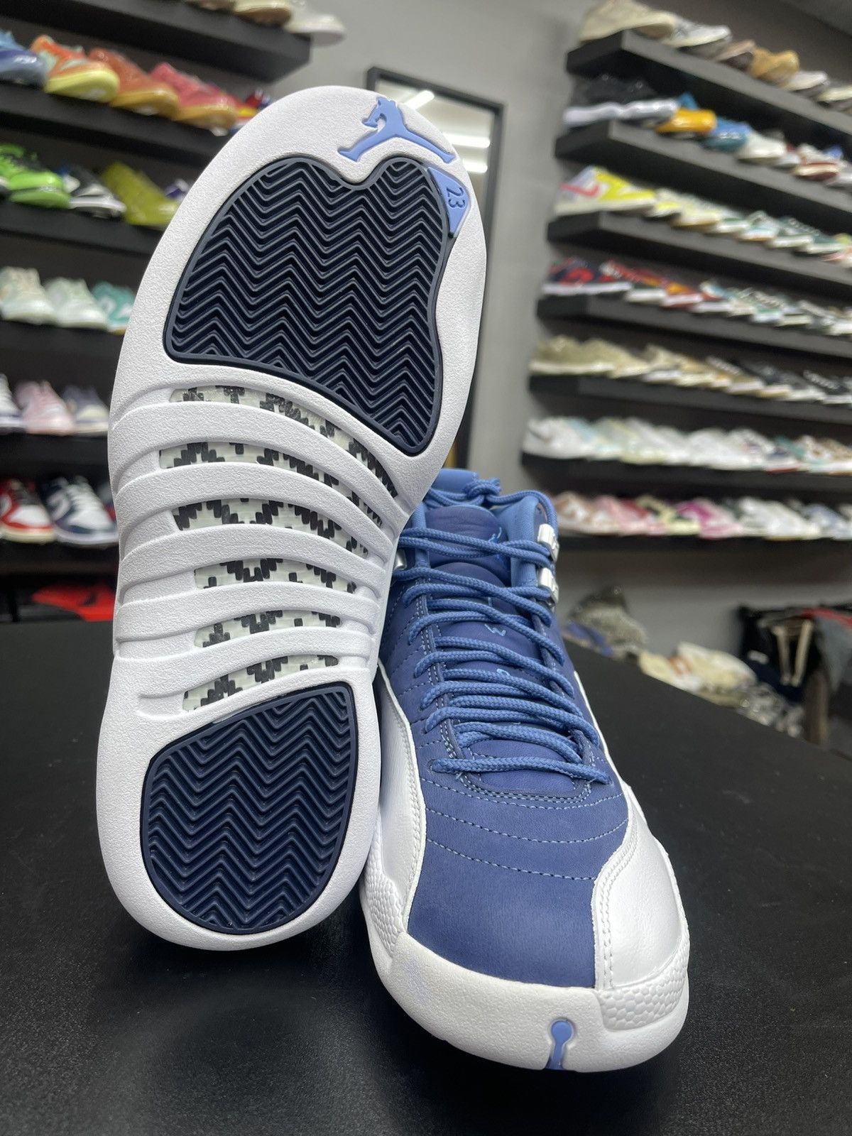 Jordan Brand Size 8 - Jordan 12 Indigo Blue/White Size US 8 / EU 41 - 10 Thumbnail