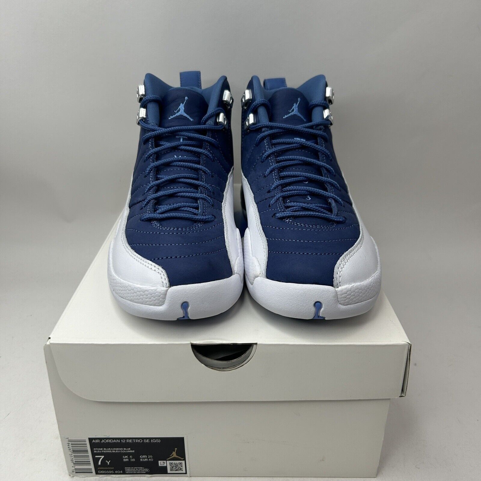 Jordan Brand Nike Air Jordan 12 Retro SE GS “Indigo/Legend Blue” 2023 Size US 8.5 / IT 38.5 - 2 Thumbnail