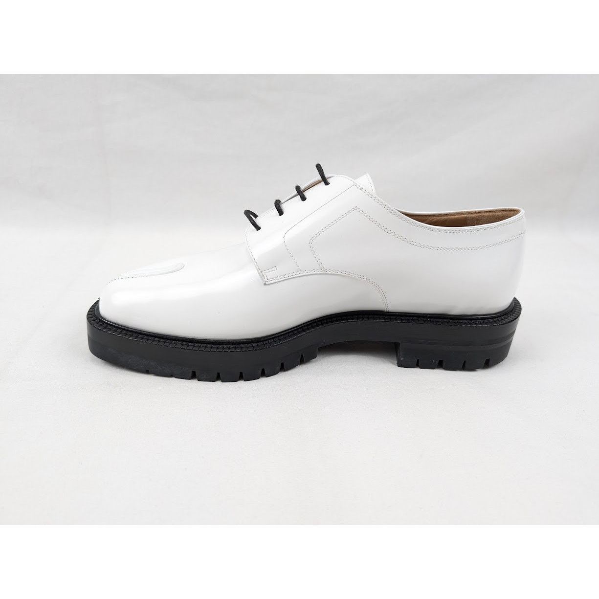 Maison Margiela o1rshd1 Laced Tabi Loafers in White Size US 10 / EU 43 - 8 Thumbnail