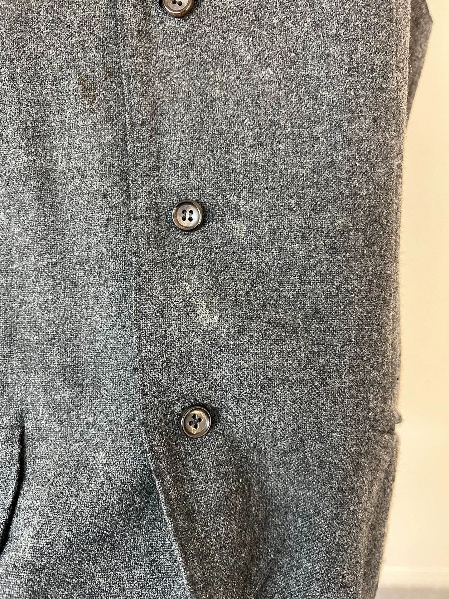 Comme des Garcons Comme des Garçons Wool Vest Stained M Size US M / EU 48-50 / 2 - 5 Thumbnail