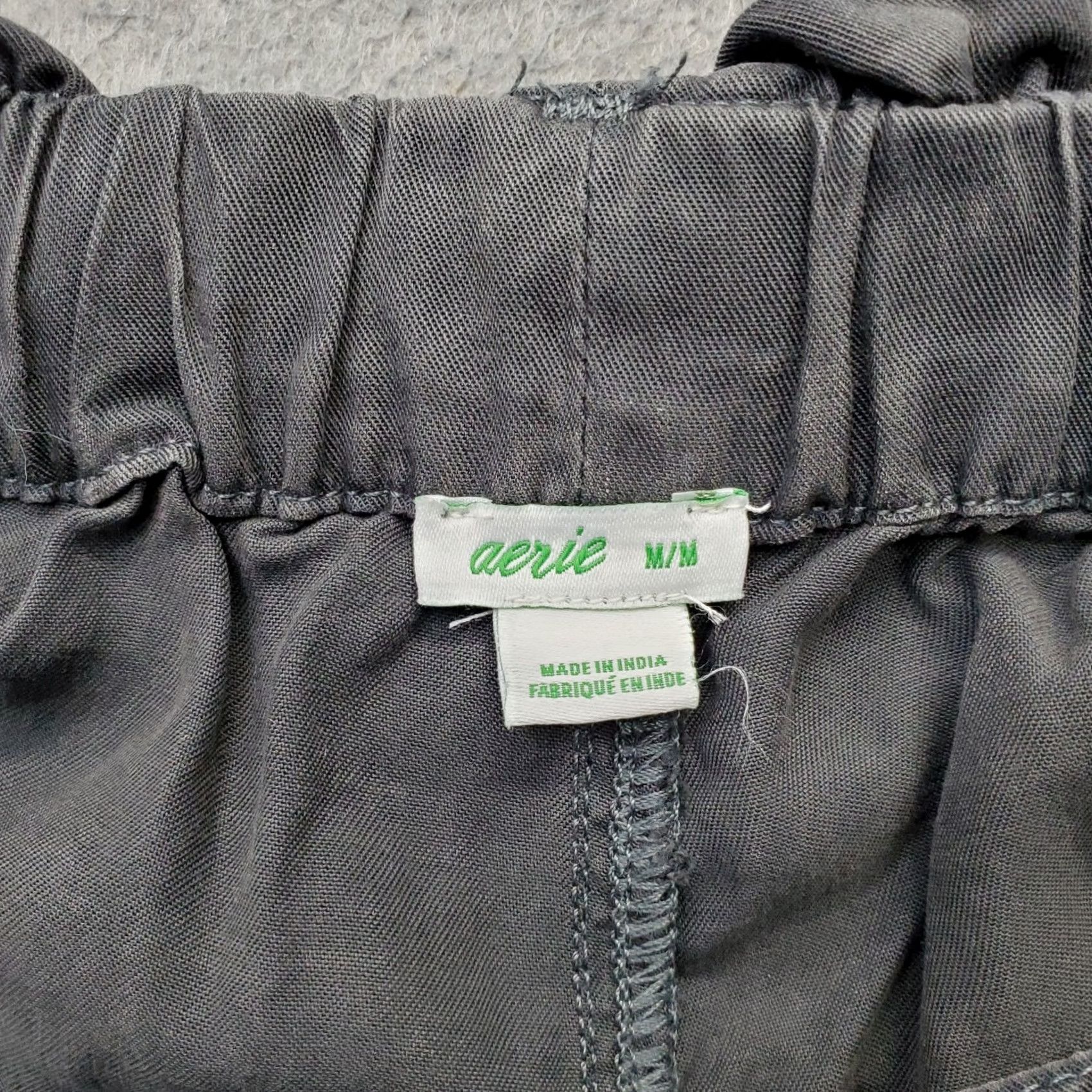 Vintage Aerie Paper Bag Shorts Women M Gray Regular Fit Cuffed Hem Tie Waist Preppy Size 32" / US 10 / IT 46 - 6 Thumbnail