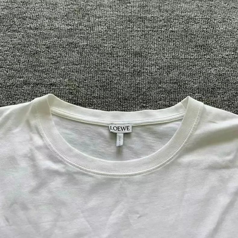 Loewe loewe White small logo short sleeve 2506-Nextarrow Size US M / EU 48-50 / 2 - 3 Thumbnail