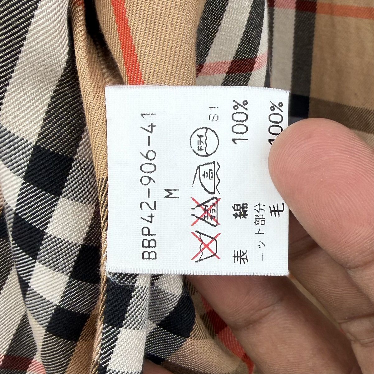 Burberry Vintage Burberry’s Nova Check Bomber Jacket Classic Luxury Size US M / EU 48-50 / 2 - 15 Thumbnail