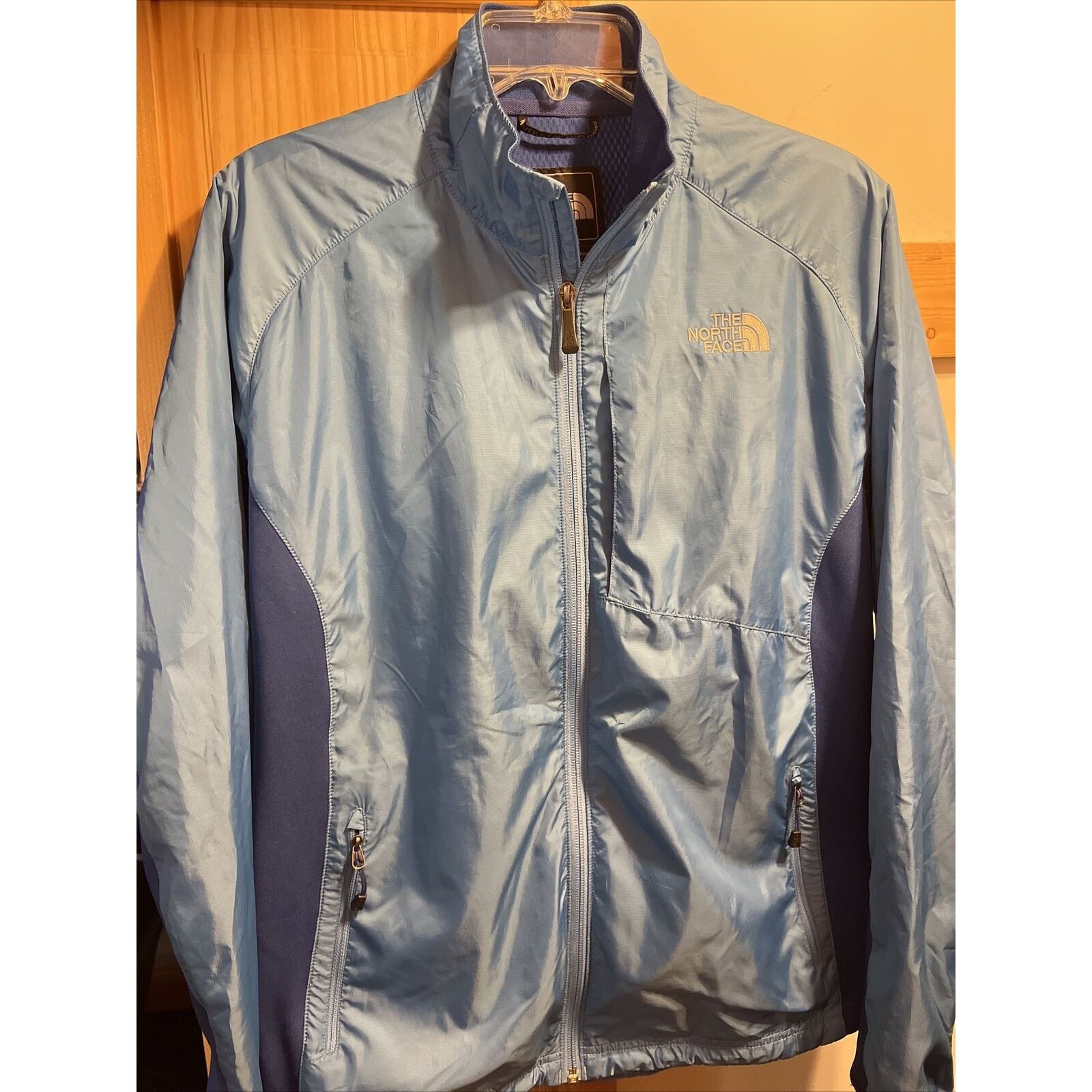 The North Face The North Face Women L Blue Zip Polyester Windbreaker Jacket Size L / US 10 / IT 46 - 2 Thumbnail