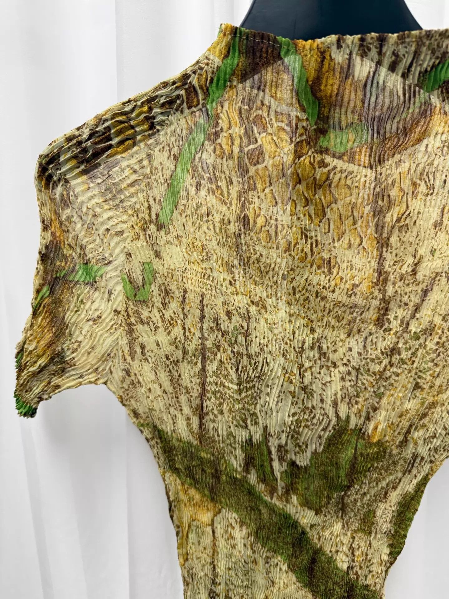 Issey Miyake Issey Miyake Fête Pleated Short Sleeve Top Rare Pattern Size M / US 6-8 / IT 42-44 - 7 Thumbnail