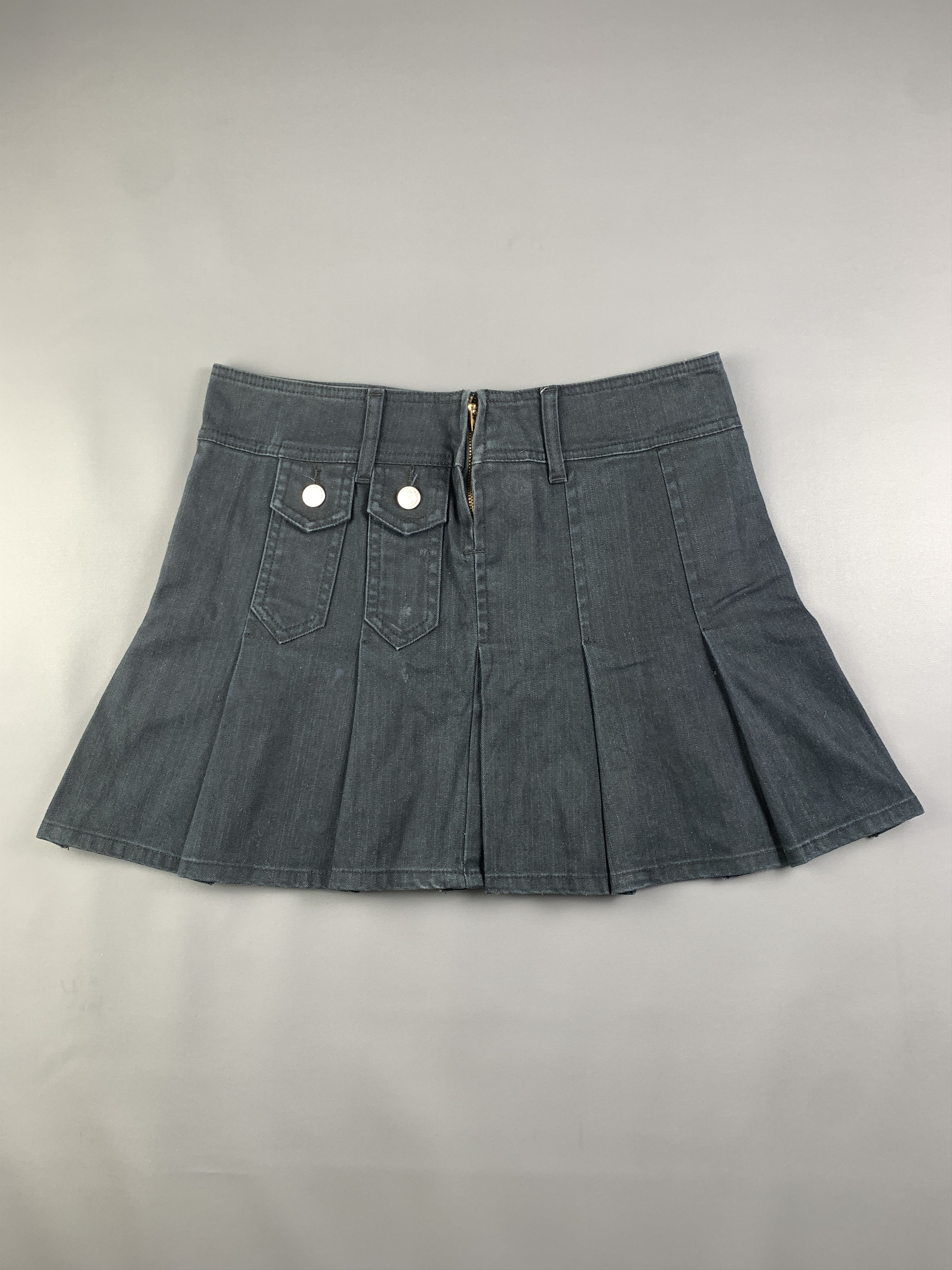Japanese Brand GF Jeans Black Pleated Pocket Zip Mini Skirt (30) Size 30" / US 8 / IT 44 - 1 Thumbnail