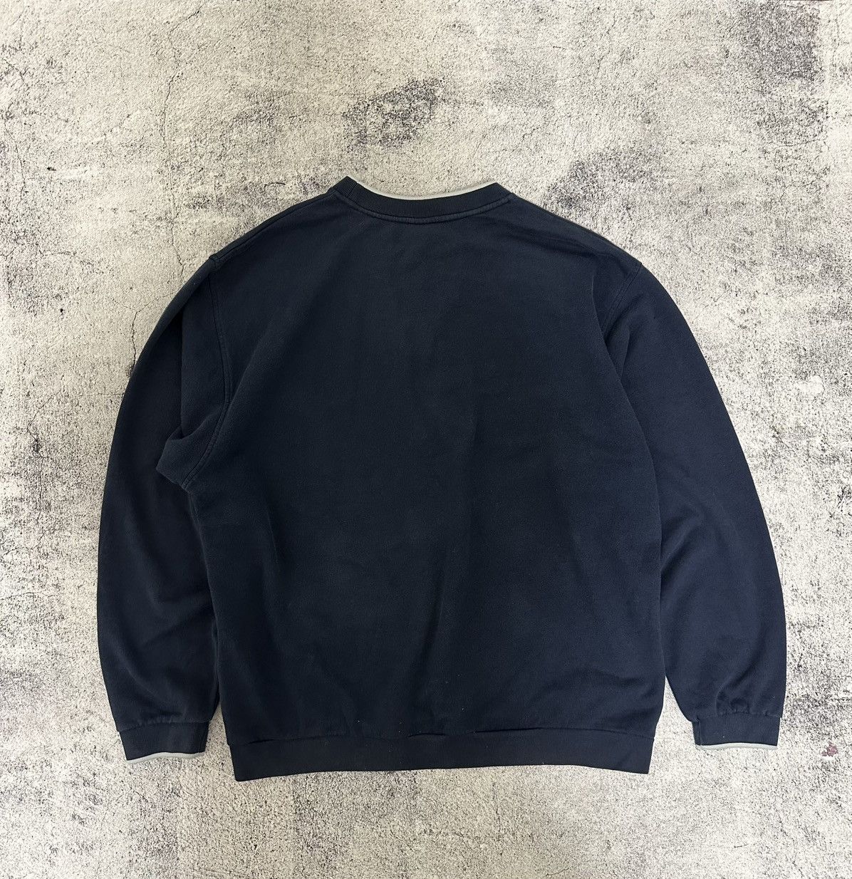 Nike Vintage Nike Blue Sweatshirt Box Logo Centre Embroidered Size US XL / EU 56 / 4 - 2 Thumbnail