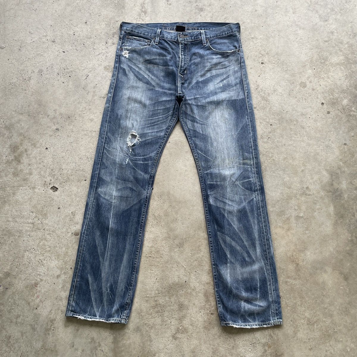 Levi's Vintage Levi’s 202 Faded Buckle Denim Distressed Jeans Pants Size US 36 / EU 52 - 1 Thumbnail