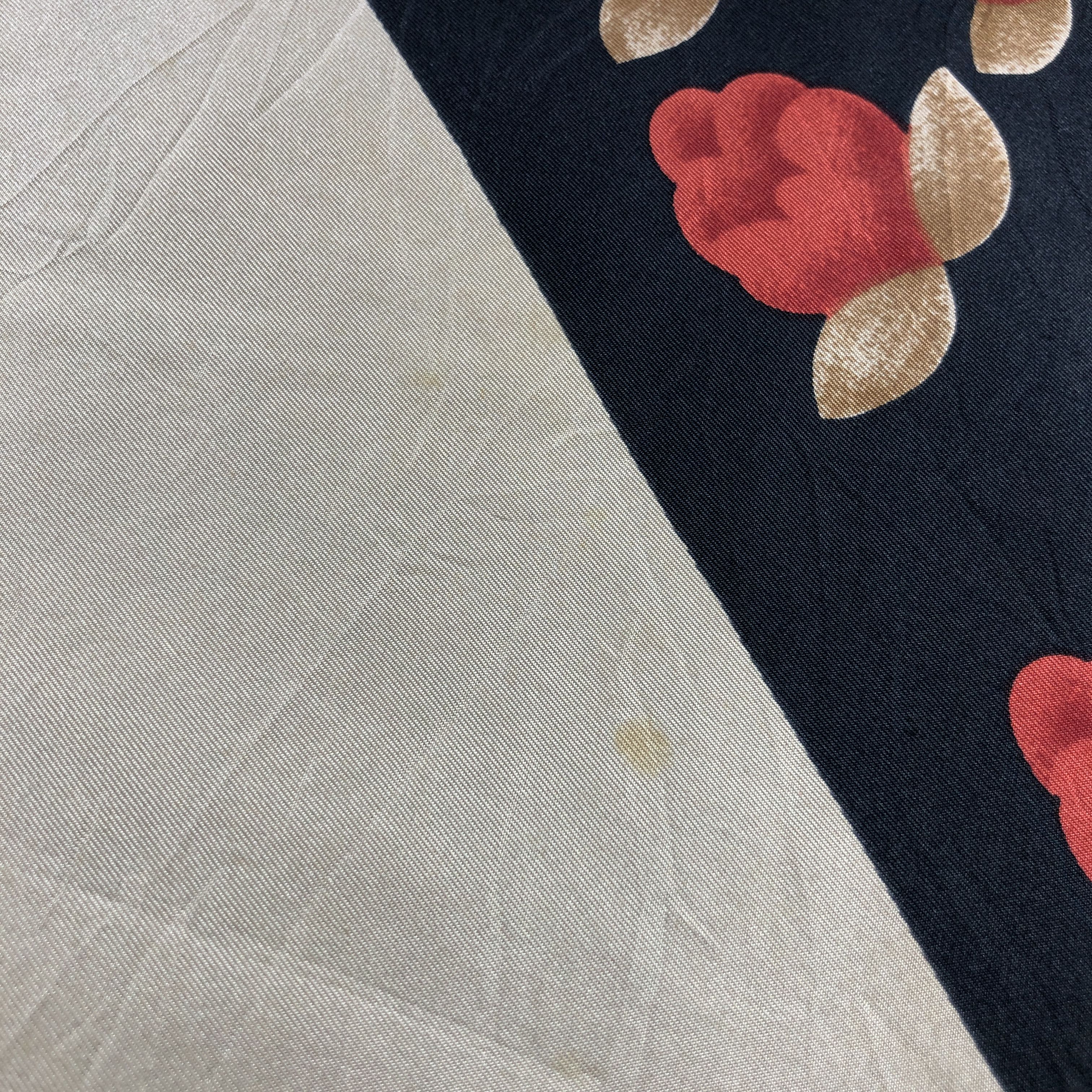 Emanuel Ungaro Emanuel Ungaro Floral Hand Rolled Silk Scarf M1055 Size ONE SIZE - 8 Thumbnail