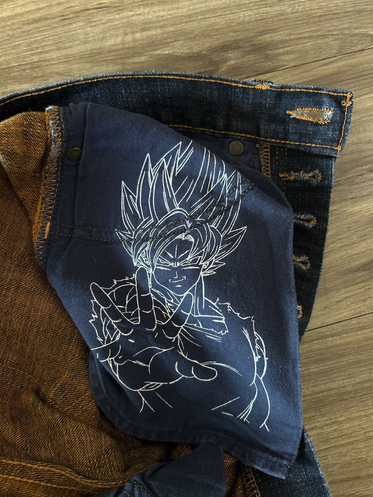 Other Goku Super Saiyan Selvedge Size US 30 / EU 46 - 4 Thumbnail