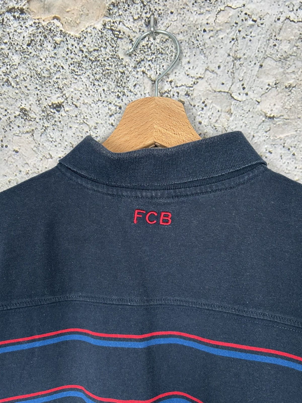 Vintage Vintage FC Barcelona Football Polo Tee Merch Soccer Jersey Size US XXL / EU 58 / 5 - 6 Thumbnail