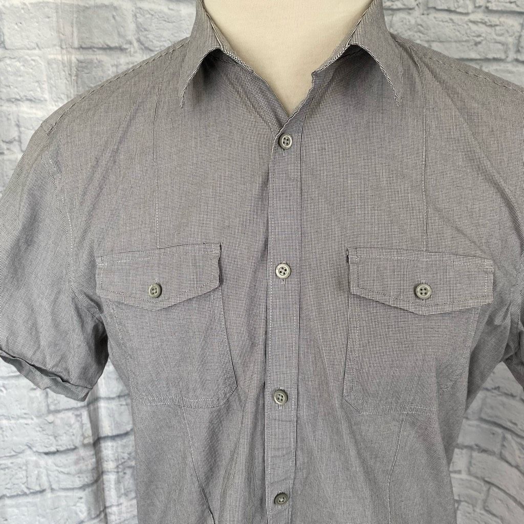 Banana Republic Banana Republic men XL button up short sleeve casual collar Size US XL / EU 56 / 4 - 2 Thumbnail