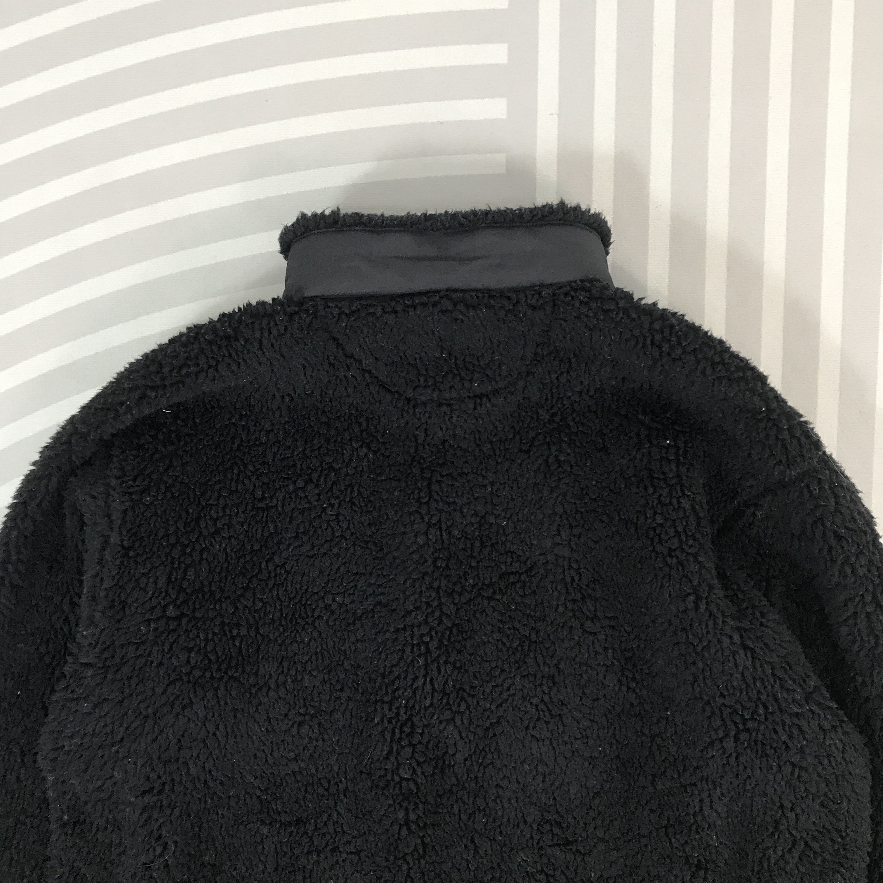 Uniqlo × White Mountaineering Vintage White Mountauneering Half button Sherpa Jacket Size US L / EU 52-54 / 3 - 4 Thumbnail