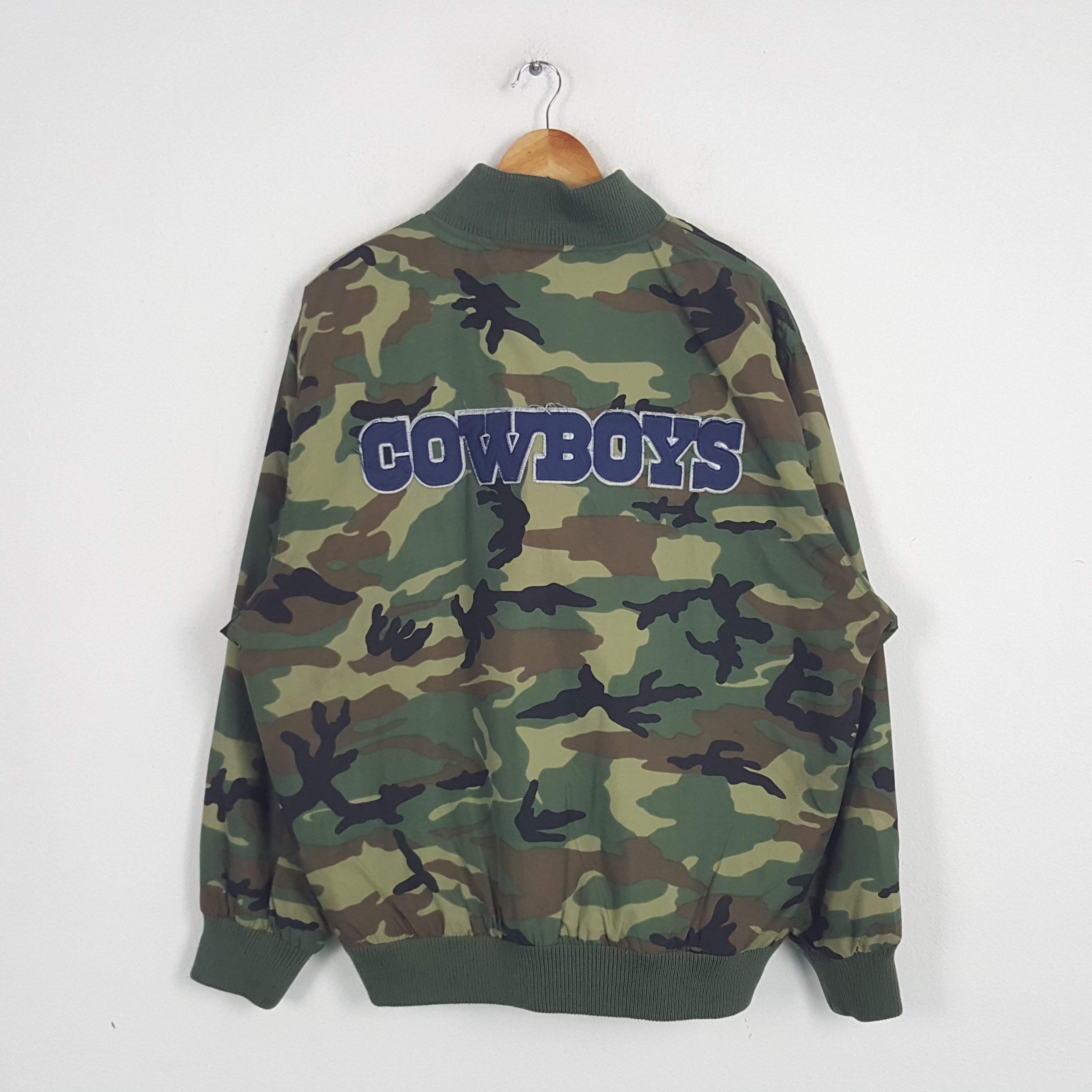 NFL × Reebok × Vintage Vintage Dallas Cowboys American Football Team Camo Jacket Size US XXL / EU 58 / 5 - 1 Thumbnail