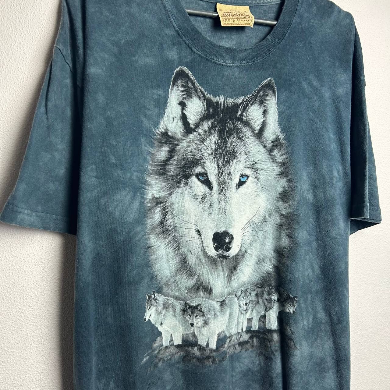 The Mountain Vintage The Mountain Wolf 2004 graphic streetwear tee Size US L / EU 52-54 / 3 - 2 Thumbnail