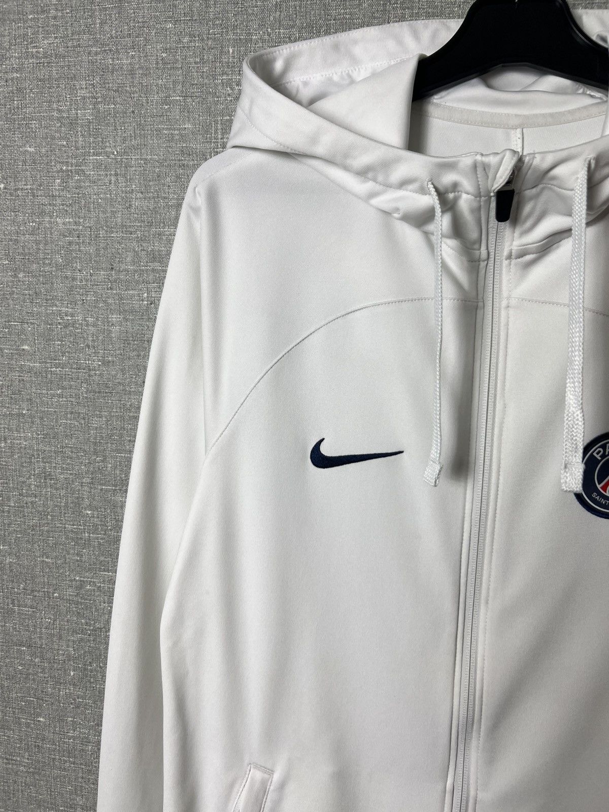 Nike 2022 Nike PARIS SAINT-GERMAIN Strike Zip Hoodie Training PSG Size US S / EU 44-46 / 1 - 3 Thumbnail