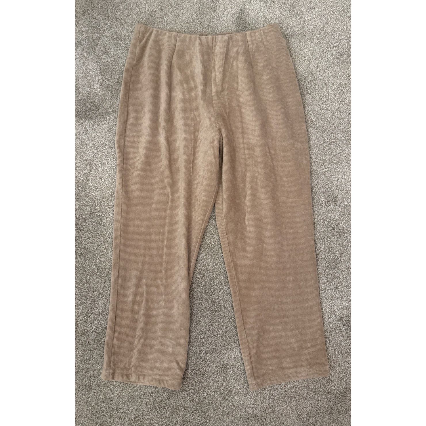 L.L. Bean L.L. Bean Women's Tan Cropped Pull-On Corduroy Pants, L Size 32" / US 10 / IT 46 - 1 Thumbnail