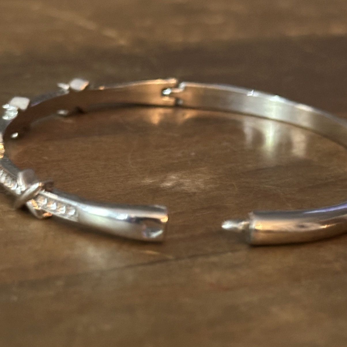 Other Silver tone rhinestone hugs & kisses hinged bangle bracelet Size ONE SIZE - 5 Thumbnail