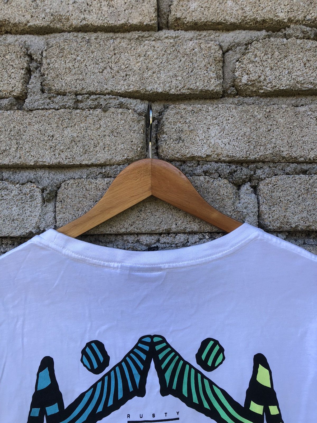Quiksilver Vintage Y2K Rusty Surfboards Logo Backhit Tshirt Size US L / EU 52-54 / 3 - 7 Thumbnail