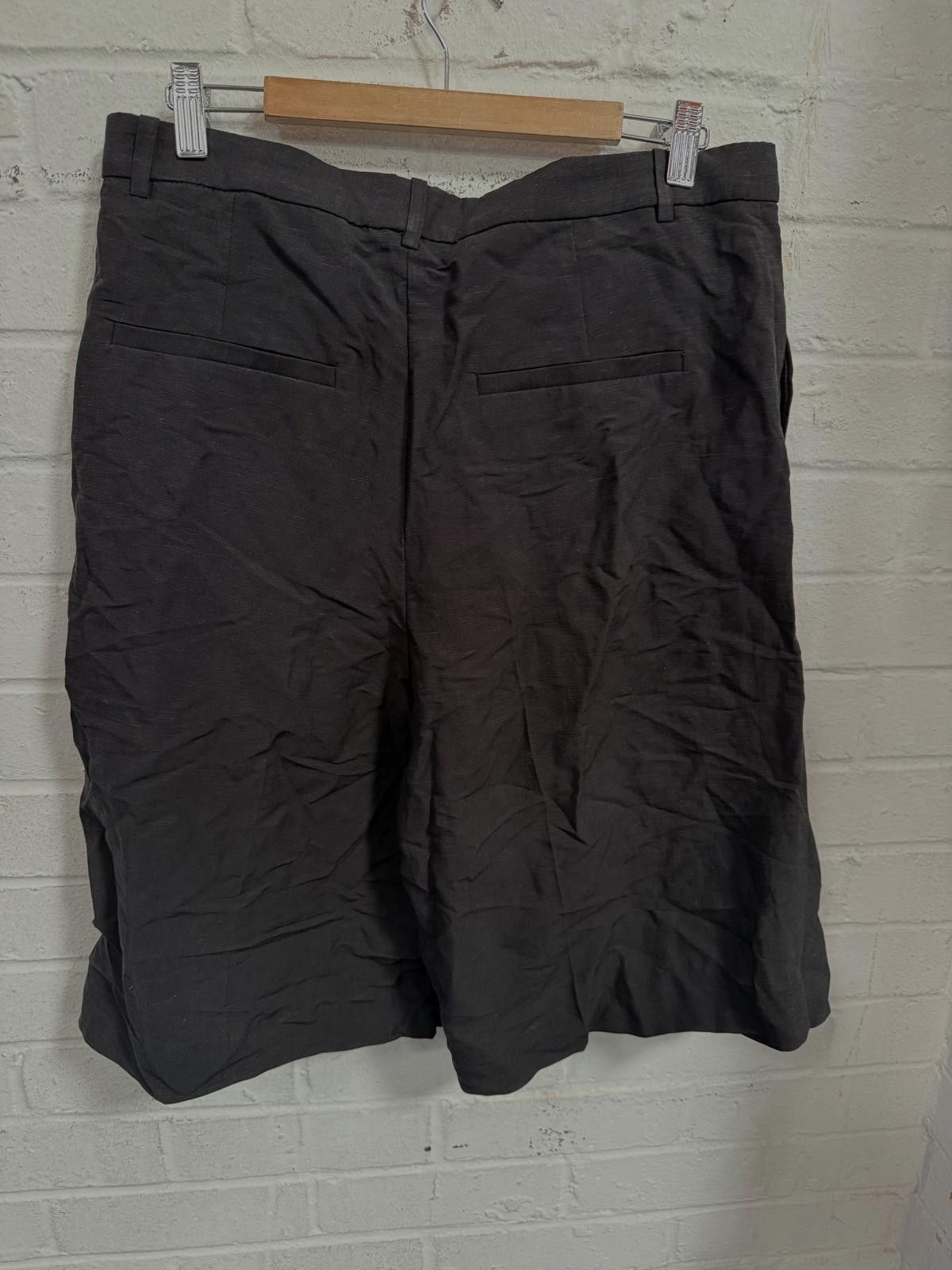 Mango Mango Women's Black Casual Shorts Size 40 Size 32" / US 10 / IT 46 - 3 Thumbnail