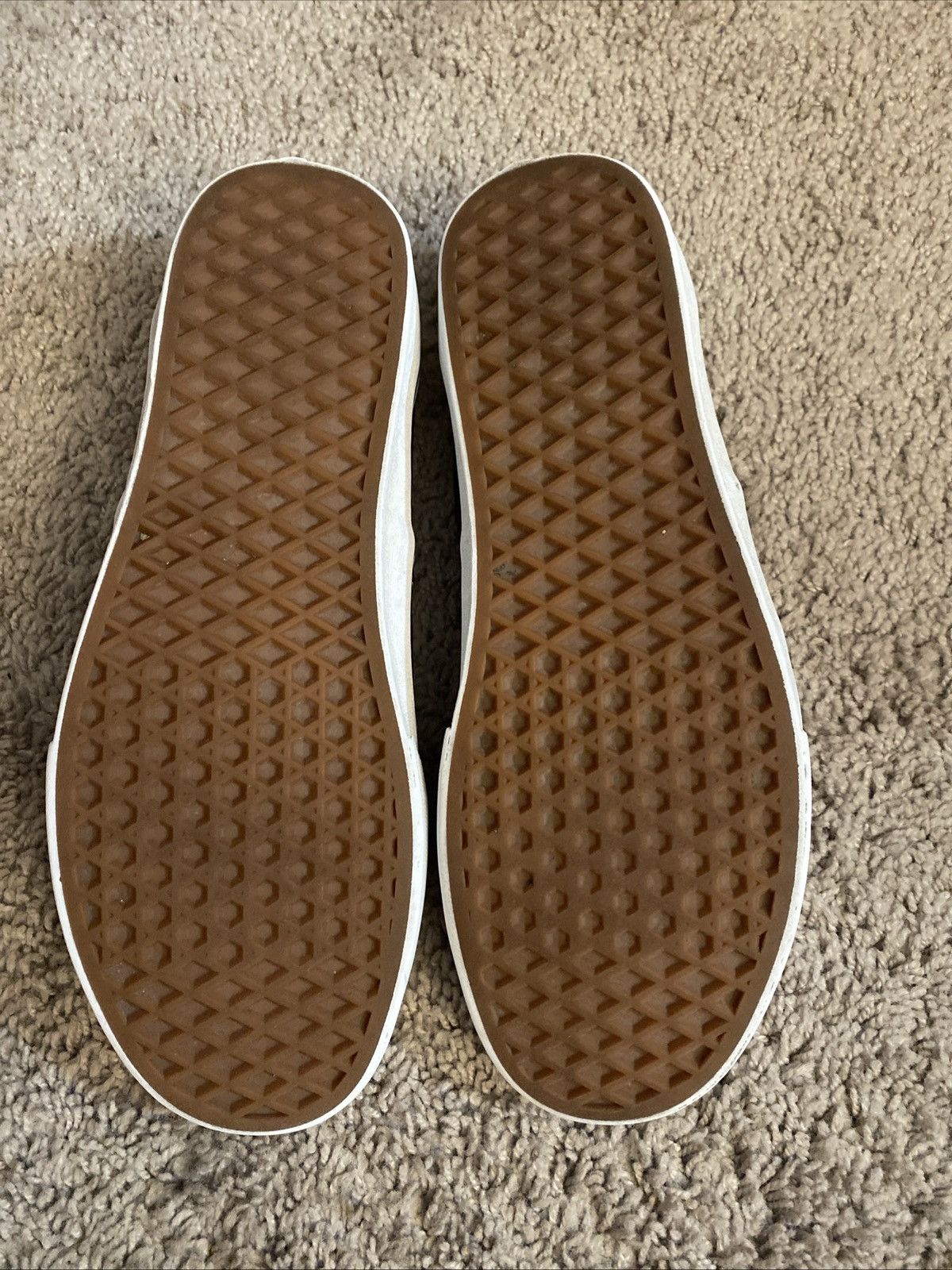 Vans Unisex Vans Off The wall Sk8 low Sneakers size 9.5M/ 11W Size US 9.5 / EU 42-43 - 4 Thumbnail