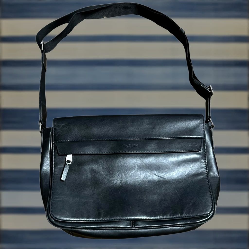 Vintage Michael Kors Crossbody Messenger Bag Black Leather Suitcase Mens Designer Crossbody Strap 20in Nylon Adjustable Zipper Pockets Lined RefineVintage No Size ONE SIZE - 1 Thumbnail
