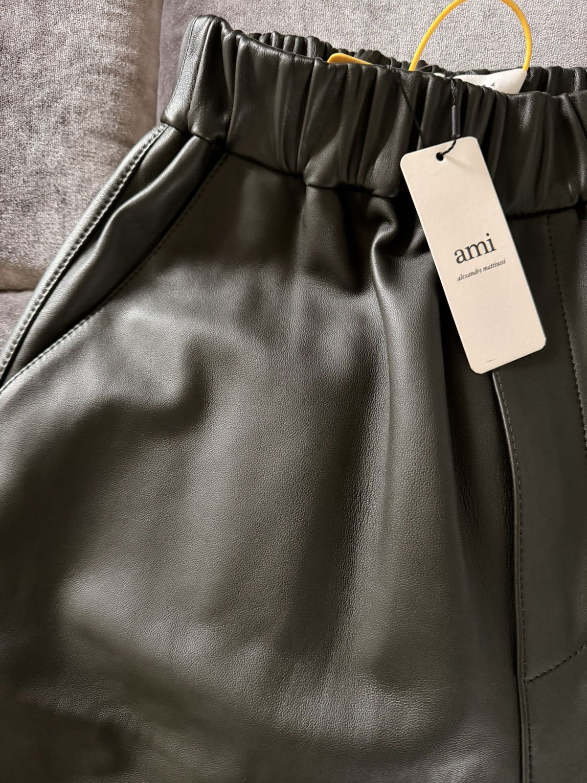 AMI New ! $1160 Ami Paris Dark Olive Green Lamb Leather Bermudas Size US 32 / EU 48 - 6 Thumbnail