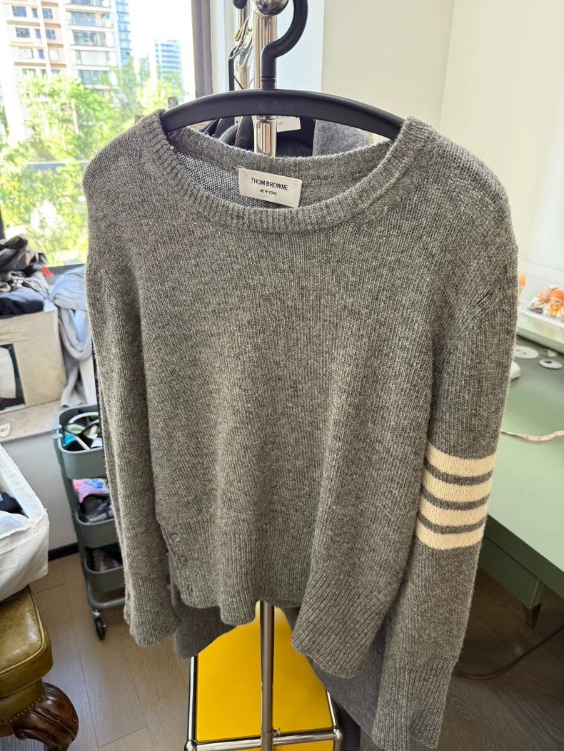 Thom Browne Thom Browne size3 A wool turtleneck pullover Size US L / EU 52-54 / 3 - 1 Thumbnail