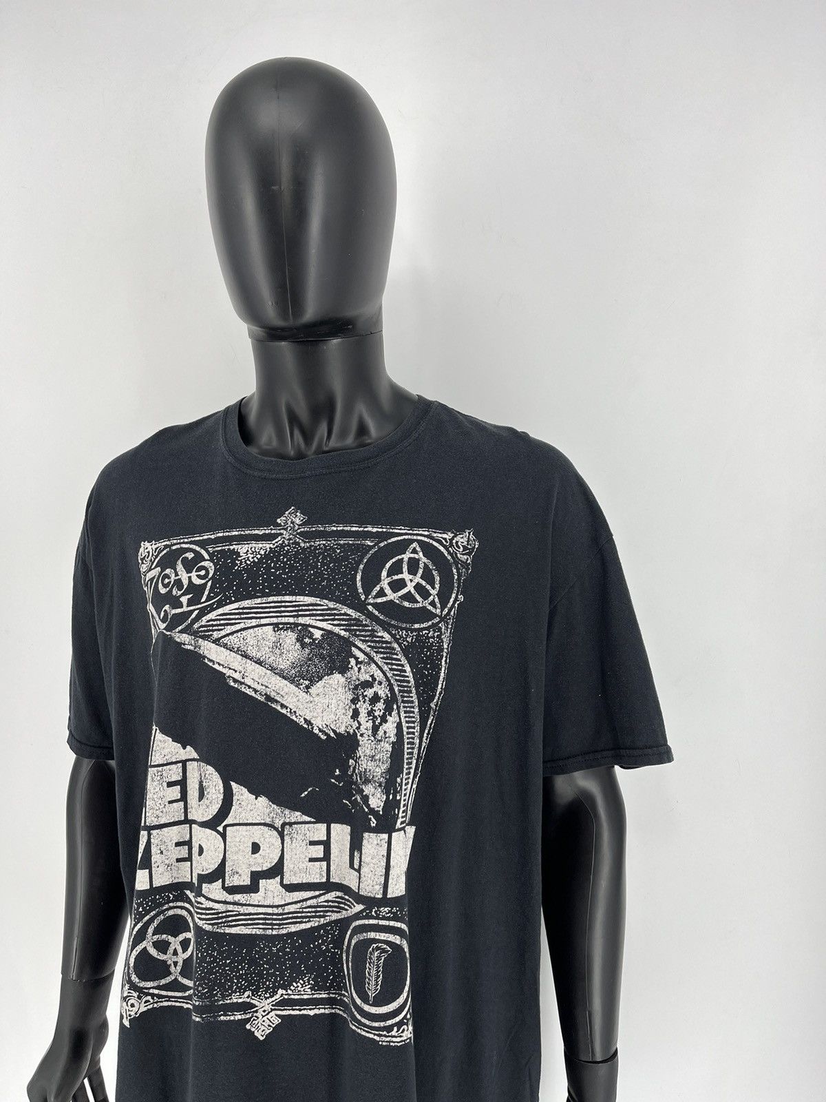 Band Tees × Vintage Vintage Y2K 00s Led Zeppelin ‘ZoSo’ Band T-Shirt Size 3XL Size US XXL / EU 58 / 5 - 4 Thumbnail