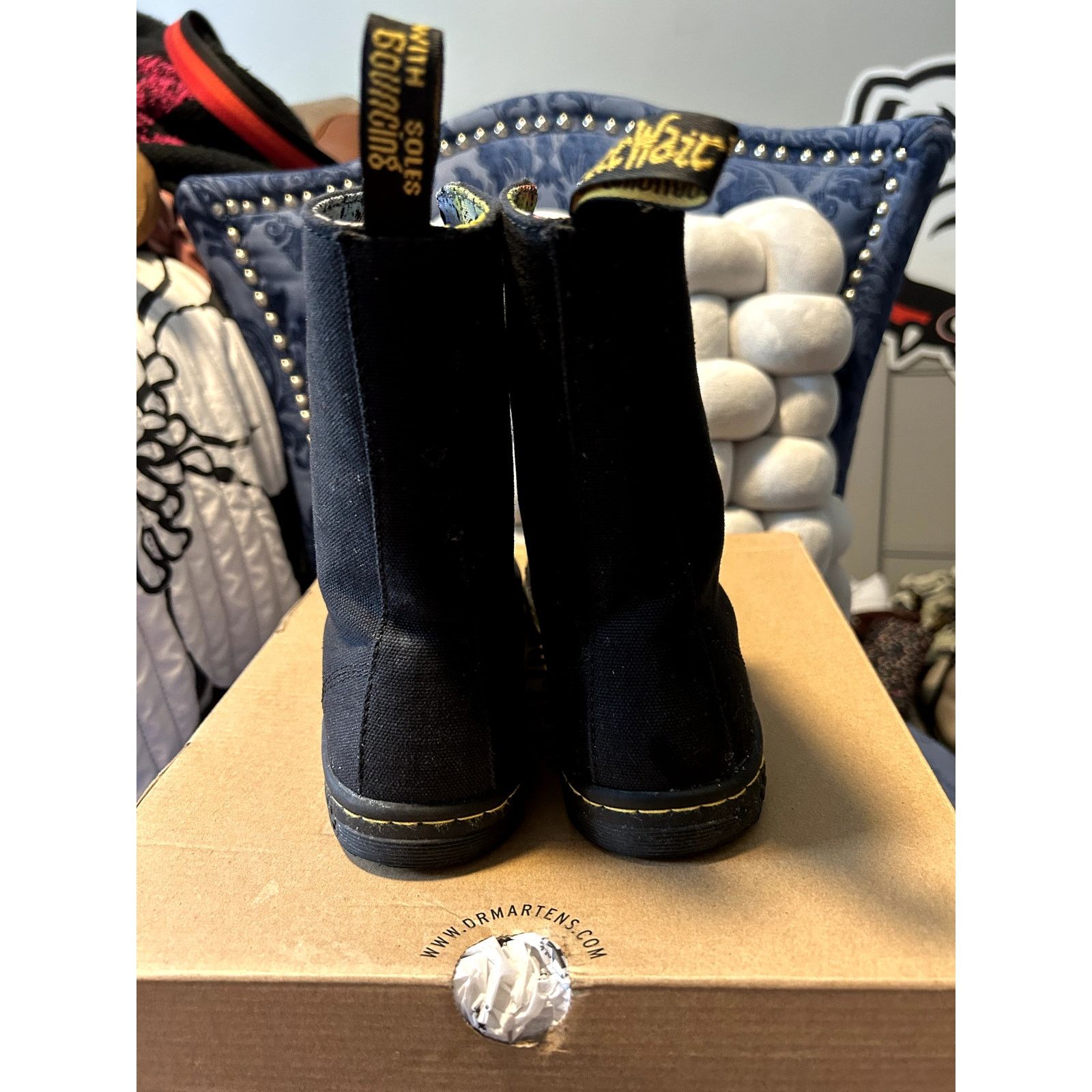Dr. Martens Dr Martens Stratford Black Rainbow Interior size 7/EU 38 NWT Size US 7 / IT 37 - 3 Thumbnail