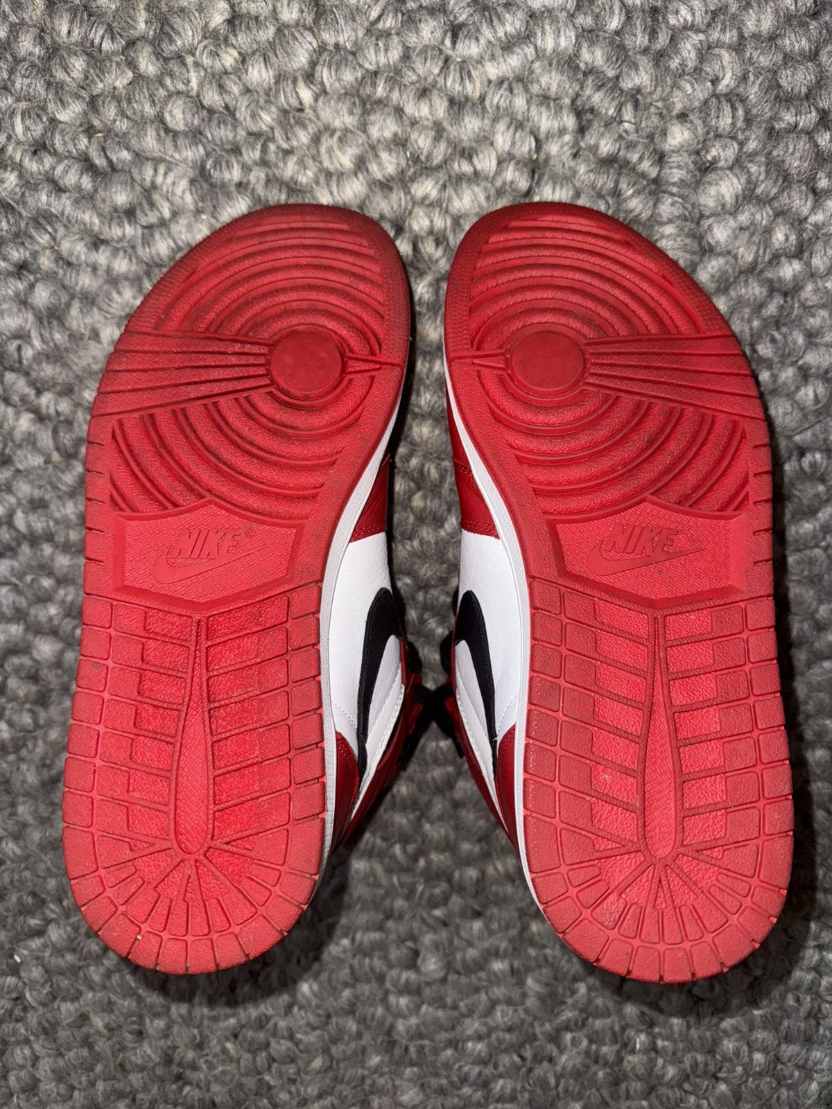 Jordan Brand Jordan 1 Retro High Homage To Home (Non-numbered) Size US 10 / EU 43 - 8 Thumbnail