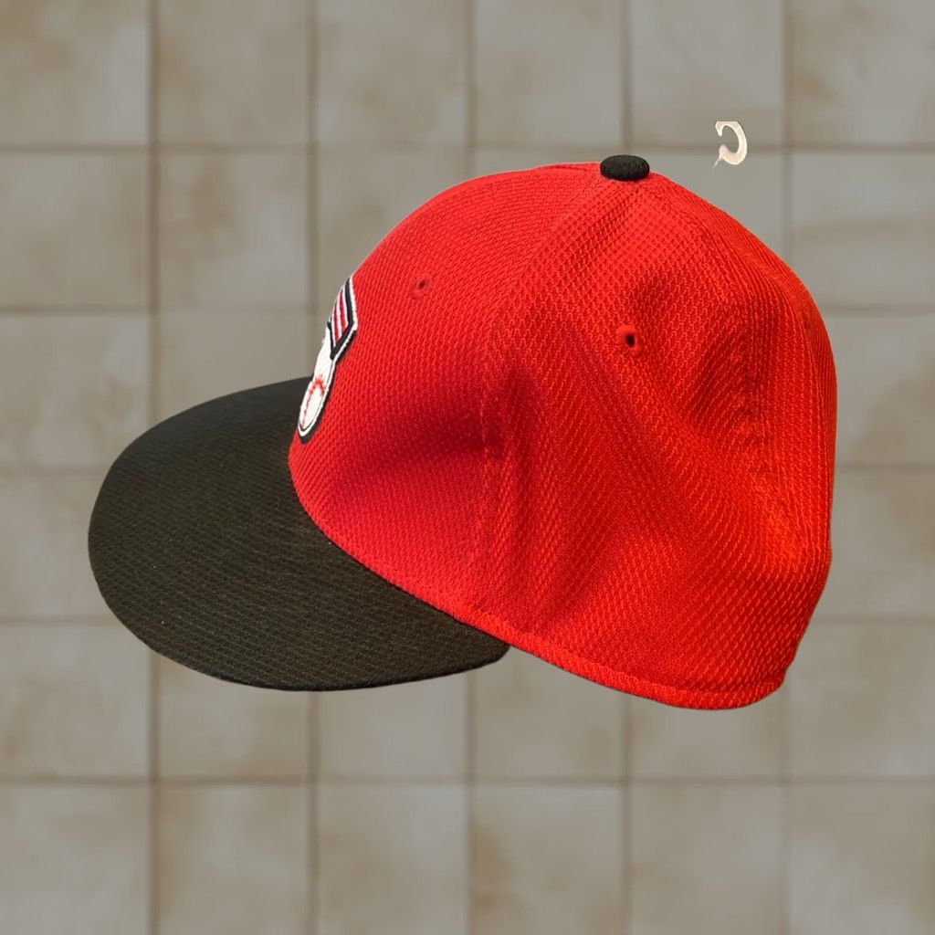 MLB VINTAGE Cincinnati Reds MLB Baseball Cap Hat 7 1/2 Red Blue 59Fifty Fitted United States Men Baseball Cap Mens Size ONE SIZE - 1 Thumbnail