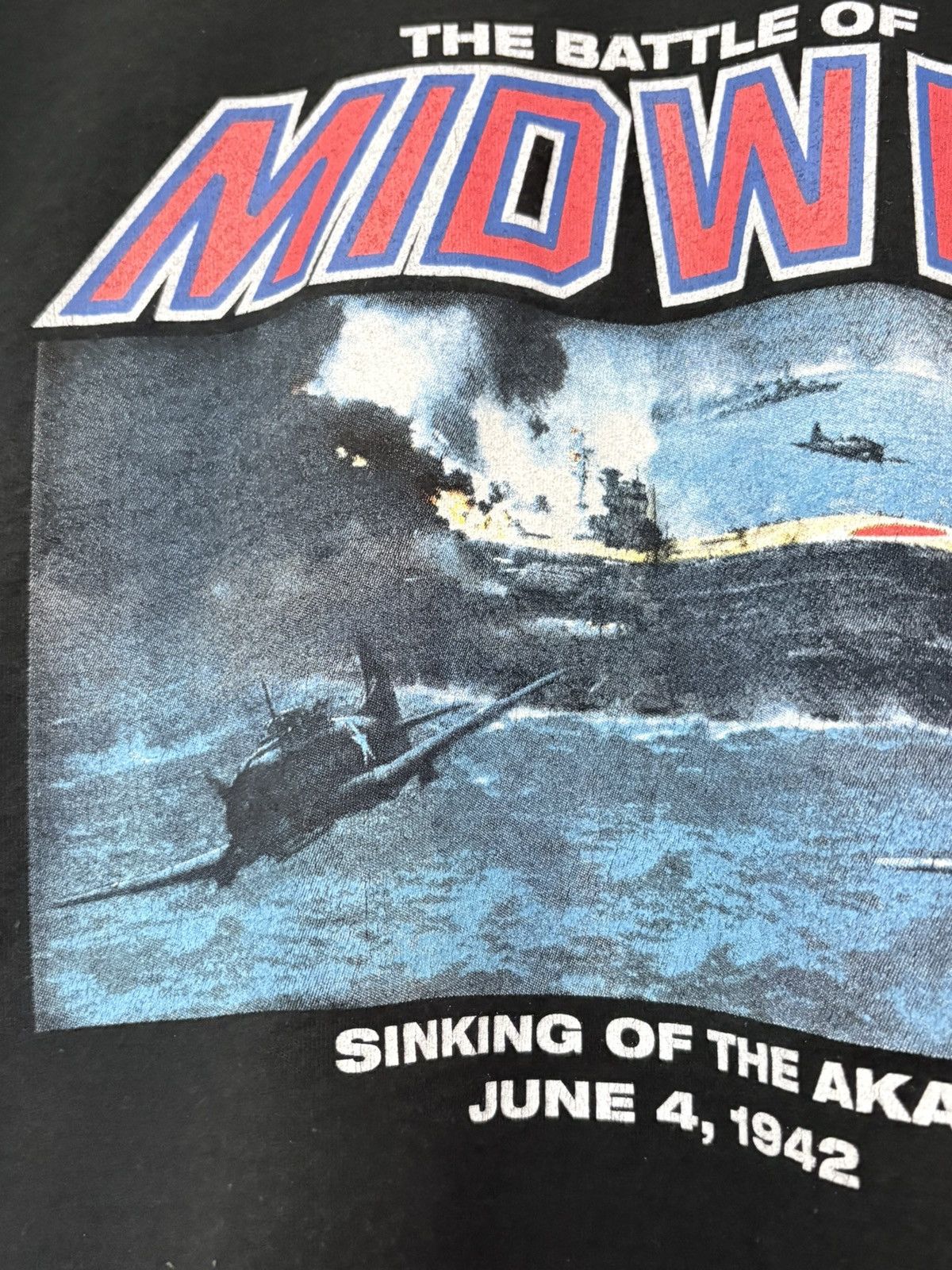 Vintage 90s Battle of Midway Vintage World War II Tee Shirt Size US M / EU 48-50 / 2 - 3 Thumbnail