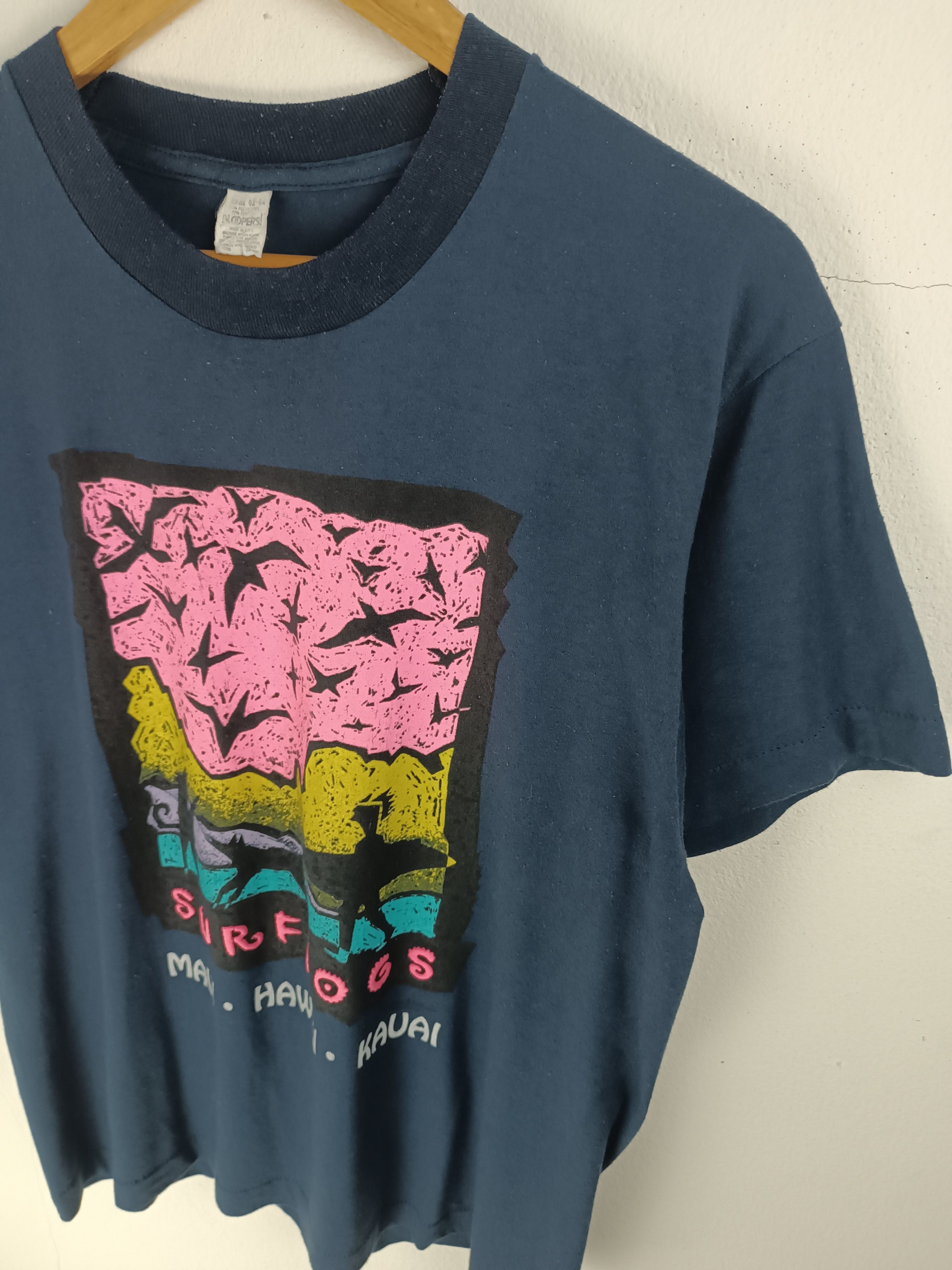 Vintage VERY RARE🔥VINTAGE 80'S HAWAII SURF DOGS RARE AF TEE Size US L / EU 52-54 / 3 - 9 Thumbnail