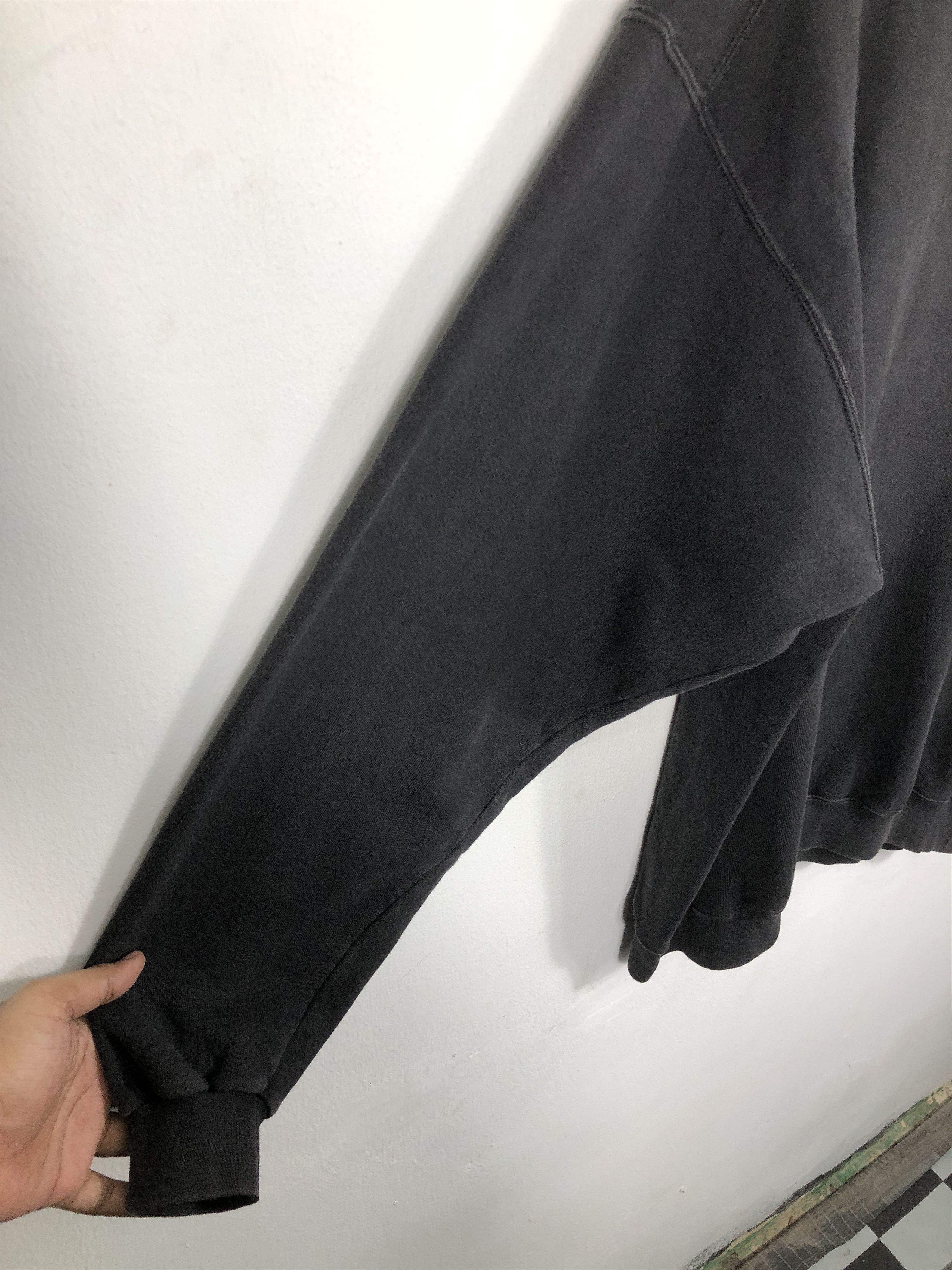 Nike Vintage Nike Small Swoosh Sweatshirt Size US XXL / EU 58 / 5 - 5 Thumbnail