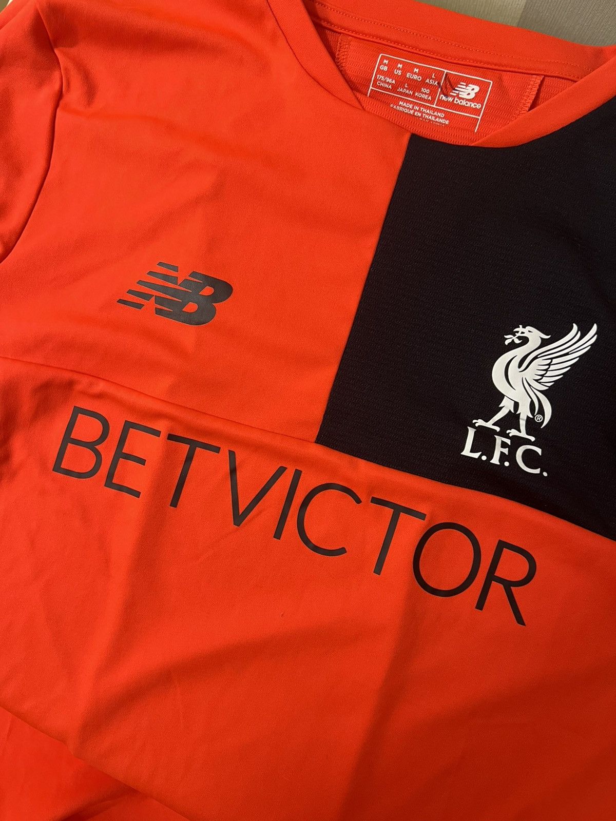 New Balance × Vintage LIVERPOOL 2016/2017 TRAINING FOOTBALL NEW BALANCE T-SHIRT Size US M / EU 48-50 / 2 - 2 Thumbnail