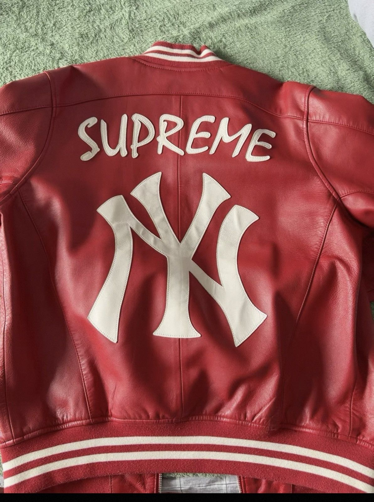 Supreme Supreme yankees mlb leather bomber Jacket Size US M / EU 48-50 / 2 - 1 Thumbnail