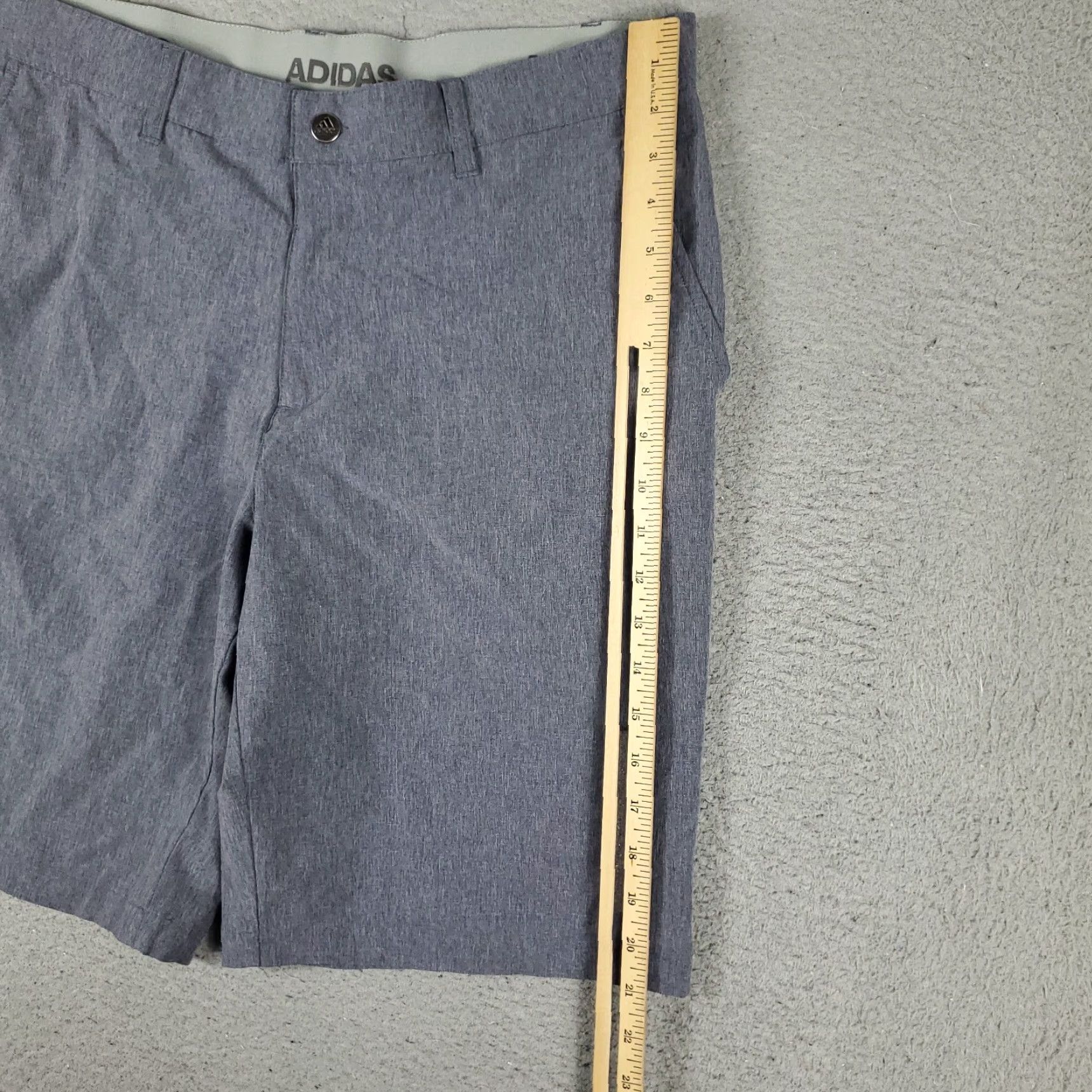 Adidas Adidas Shorts Mens Size 34 Gray Golf Casual Slash Pockets Flat Front Chino Size US 34 / EU 50 - 5 Thumbnail
