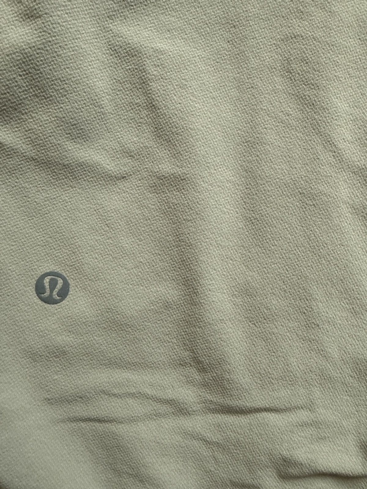 Lululemon Lululemon License to Train Short Size US 35 - 4 Thumbnail