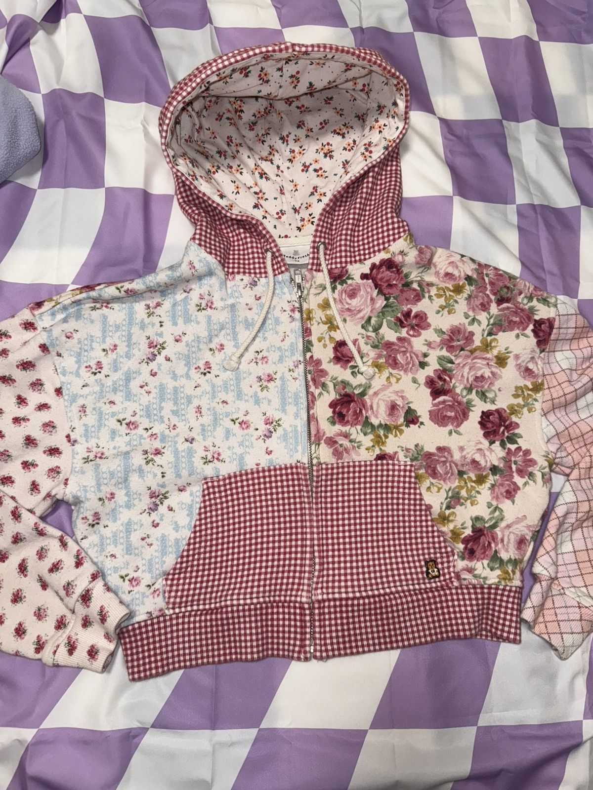 Teddy Fresh Adorable pink patch work cropped zip up Size XS / US 0-2 / IT 36-38 - 1 Thumbnail